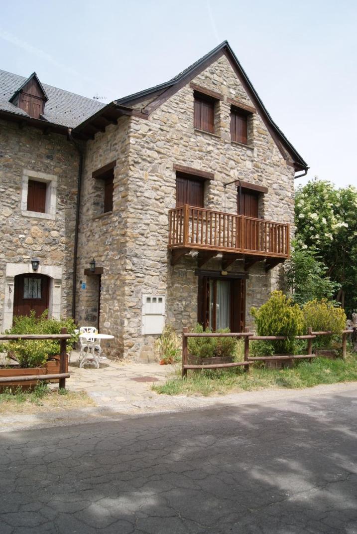 Cuniacha Villa Piedrafita de Jaca Esterno foto